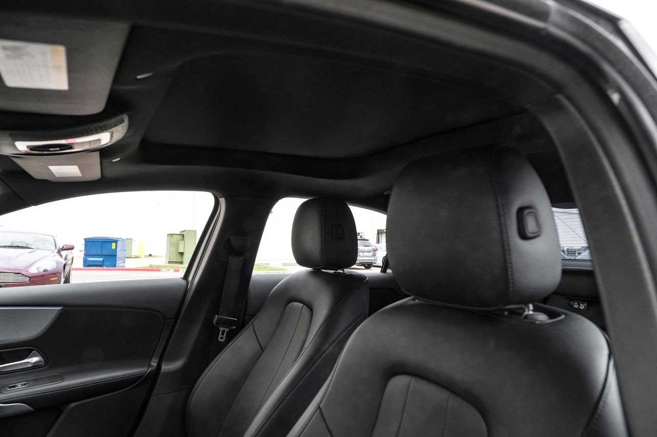 Mercedes-Benz A-Class Vehicle Main Gallery Image 05
