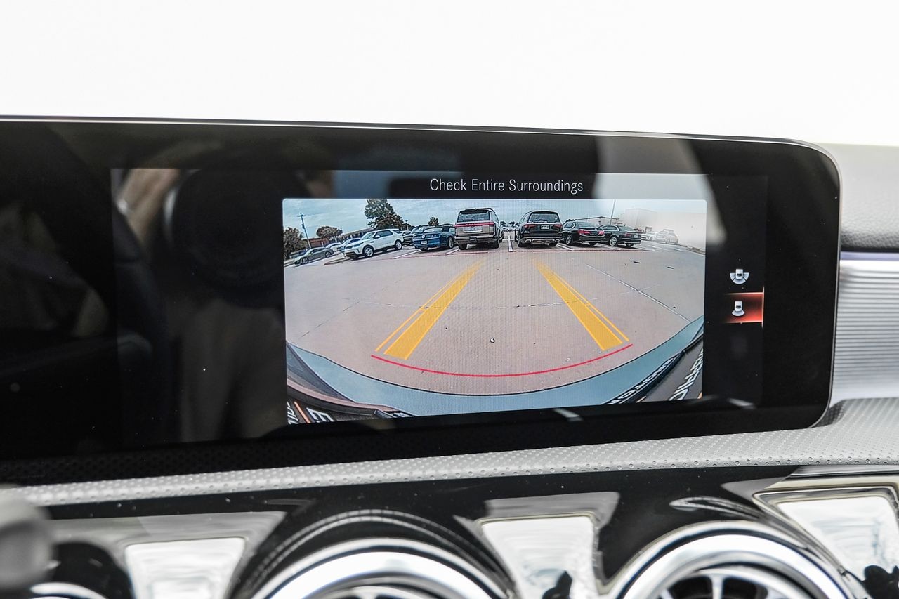 Mercedes-Benz A-Class Vehicle Main Gallery Image 22