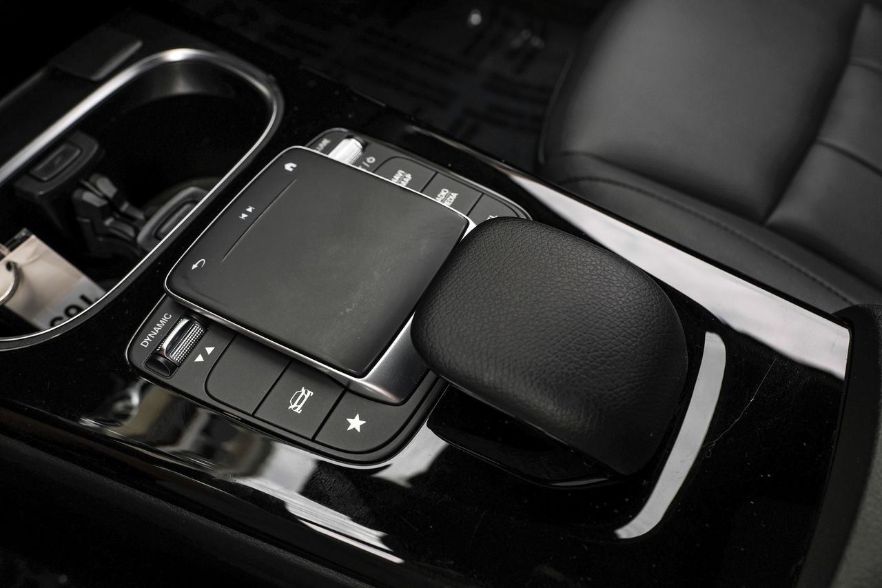 Mercedes-Benz A-Class Vehicle Main Gallery Image 23