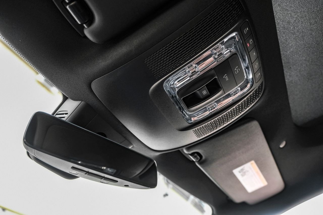 Mercedes-Benz A-Class Vehicle Main Gallery Image 26