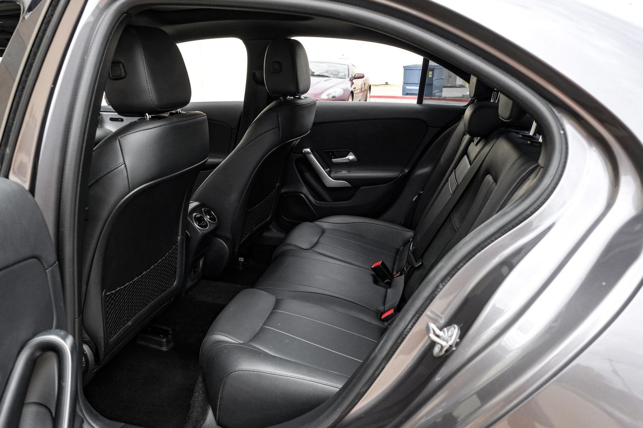 Mercedes-Benz A-Class Vehicle Main Gallery Image 33