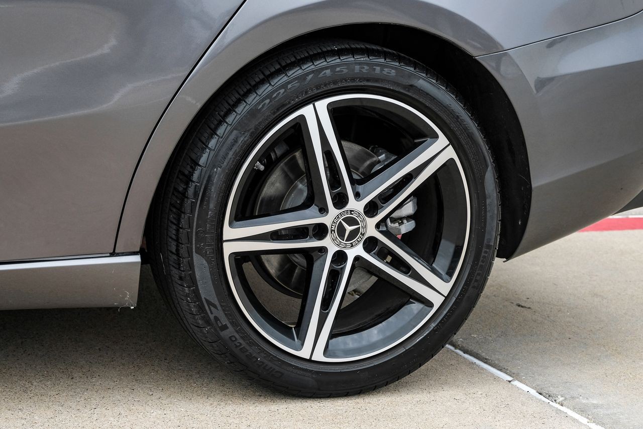Mercedes-Benz A-Class Vehicle Main Gallery Image 49