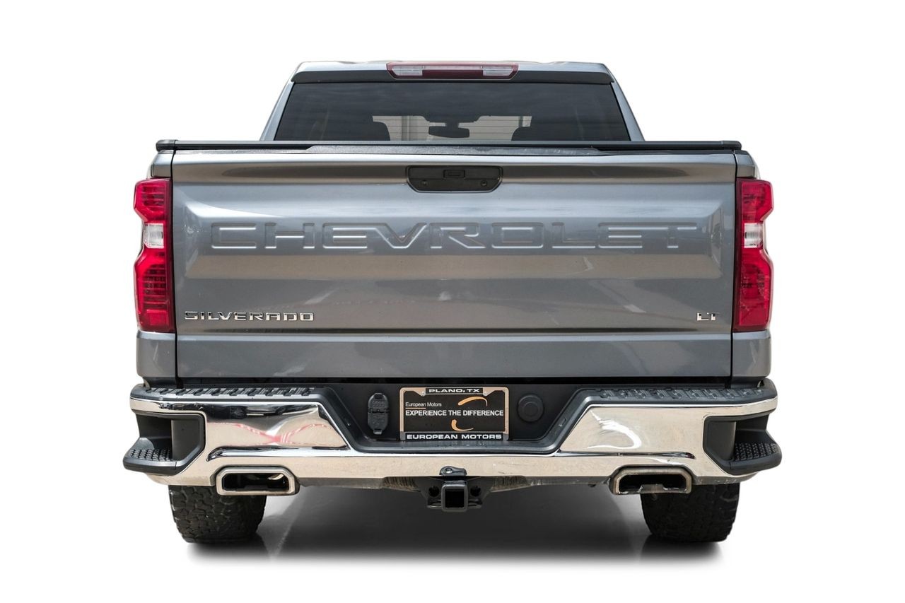 Chevrolet Silverado 1500 Vehicle Main Gallery Image 09