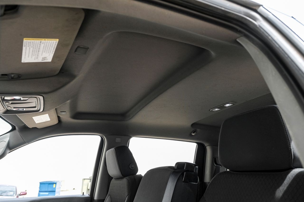 Chevrolet Silverado 1500 Vehicle Main Gallery Image 27