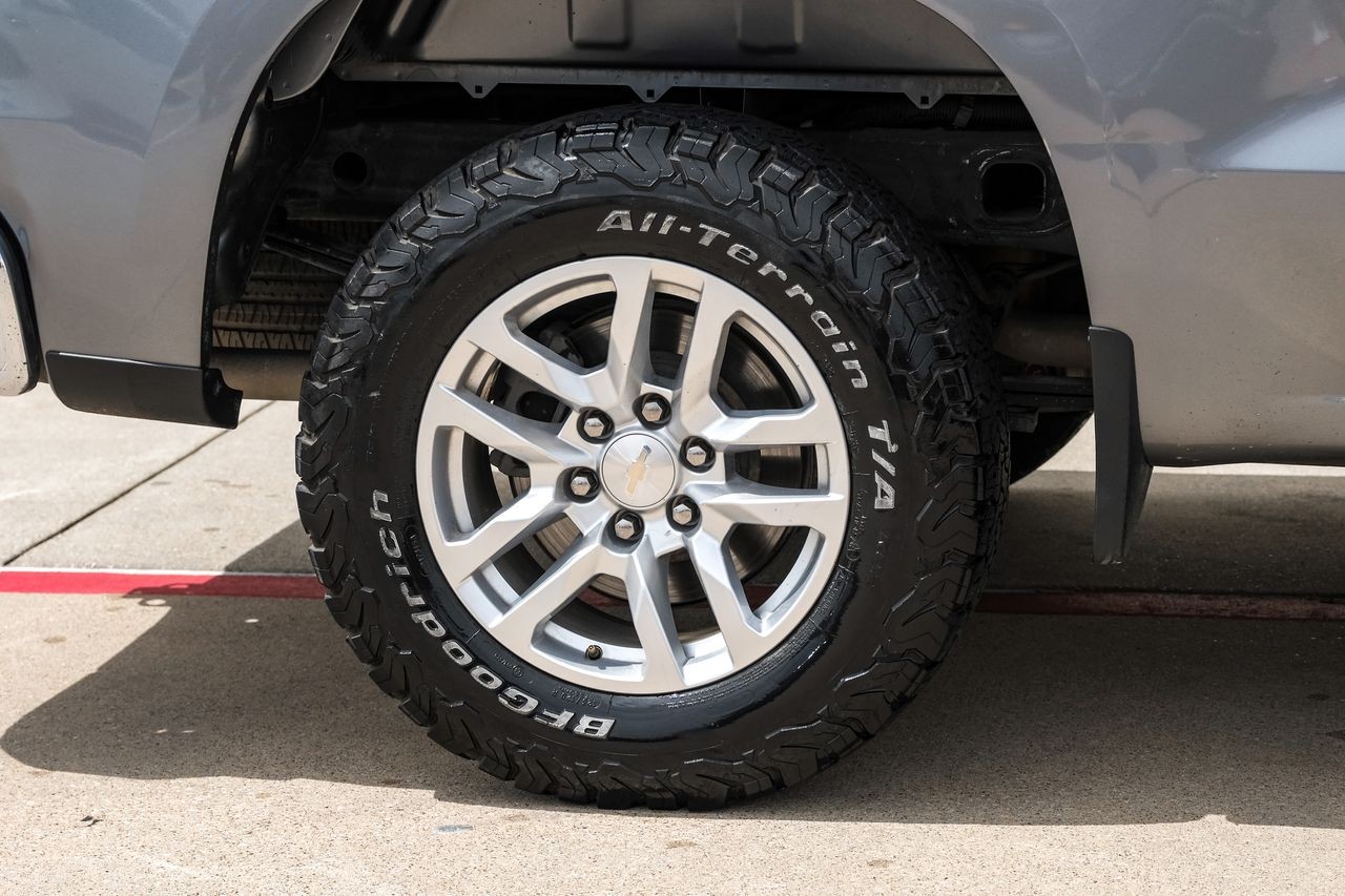 Chevrolet Silverado 1500 Vehicle Main Gallery Image 46