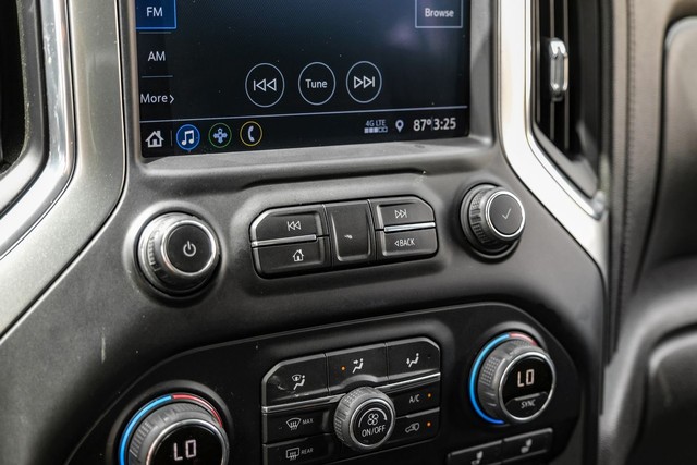 Chevrolet Silverado 1500 Vehicle Main Gallery Image 22