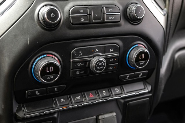 Chevrolet Silverado 1500 Vehicle Main Gallery Image 23