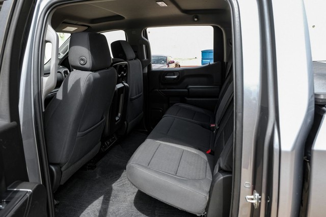 Chevrolet Silverado 1500 Vehicle Main Gallery Image 34