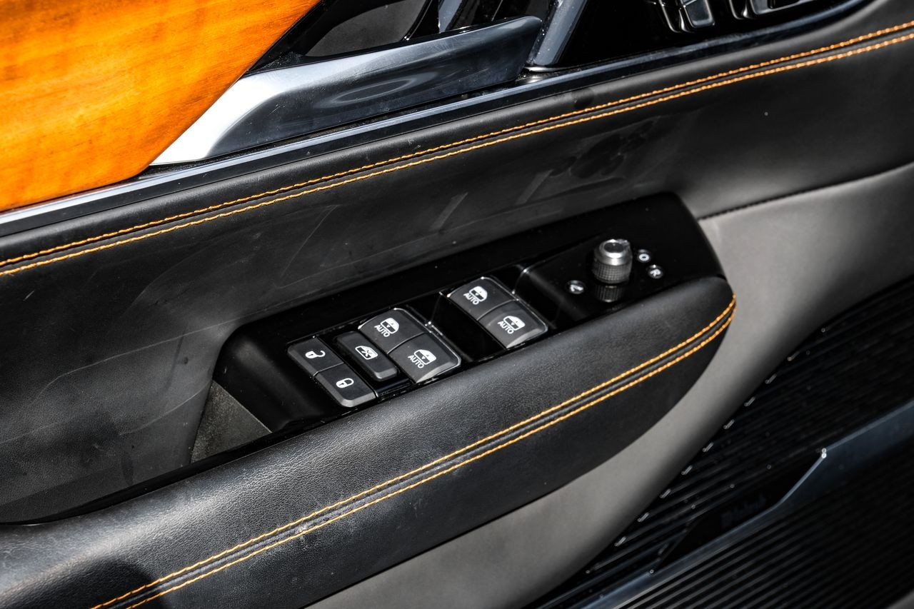 Jeep Grand Wagoneer Vehicle Main Gallery Image 59