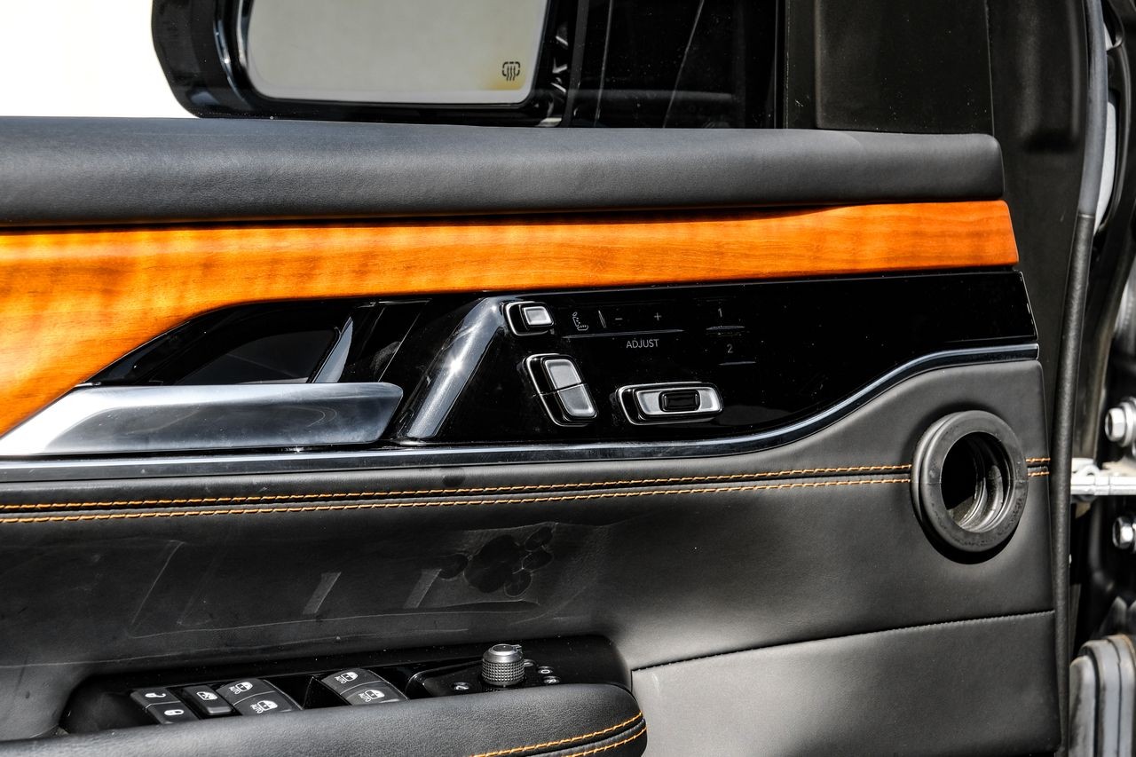 Jeep Grand Wagoneer Vehicle Main Gallery Image 60