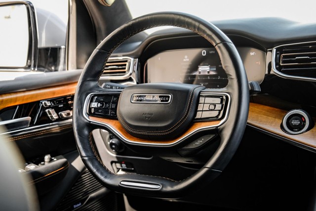 Jeep Grand Wagoneer Vehicle Main Gallery Image 17
