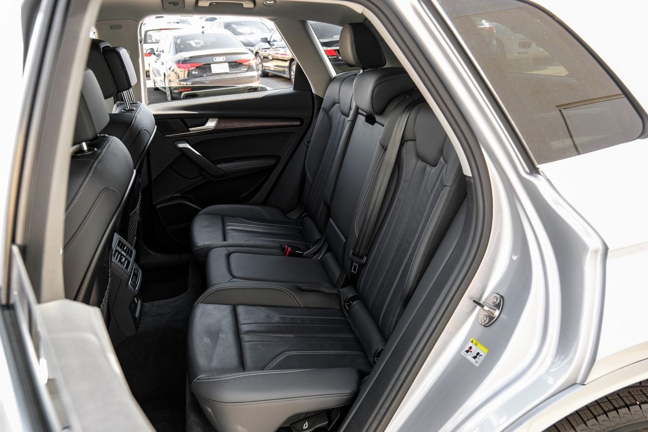 Audi Q5 Vehicle Main Gallery Image 49