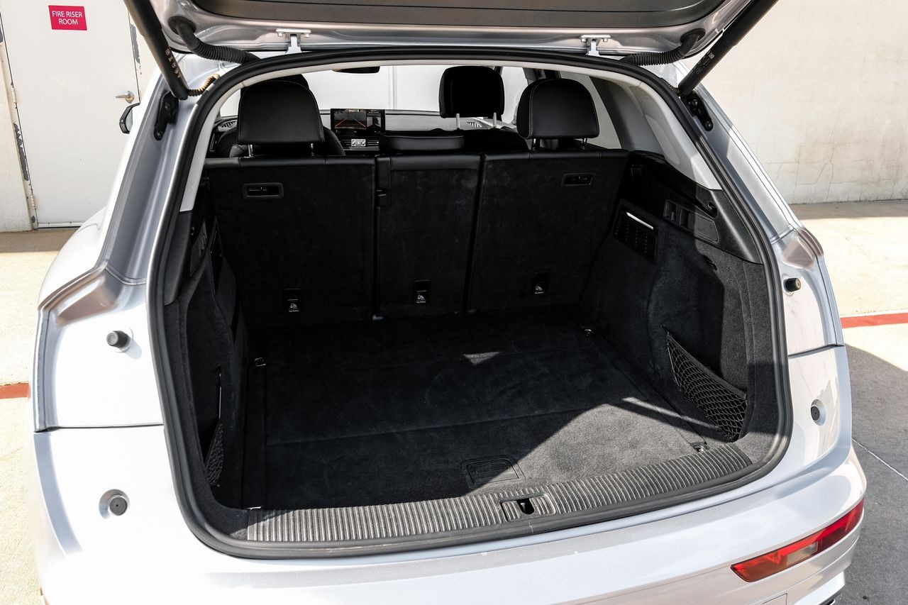 Audi Q5 Vehicle Main Gallery Image 61