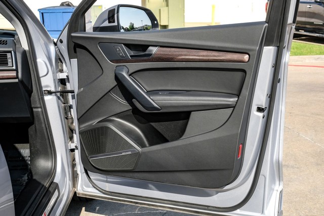 Audi Q5 Vehicle Main Gallery Image 55