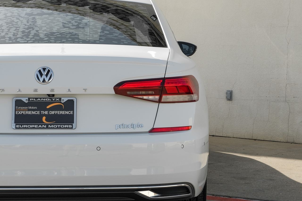 Volkswagen Passat Vehicle Main Gallery Image 53