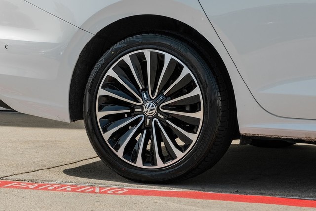 Volkswagen Passat Vehicle Main Gallery Image 58