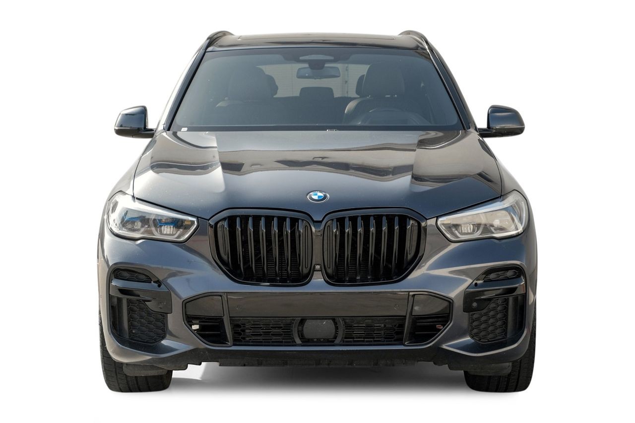 BMW X5 Vehicle Main Gallery Image 06