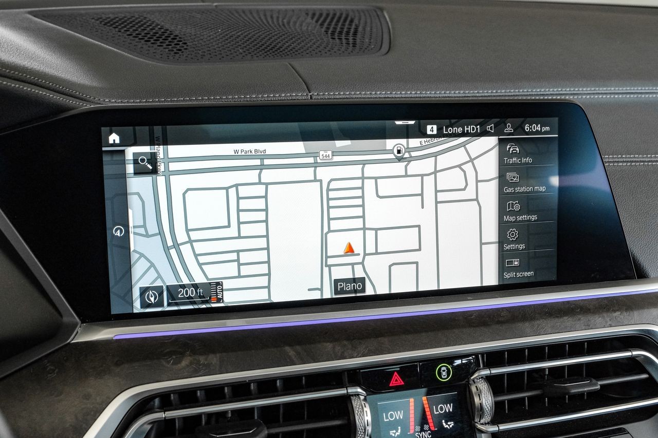 BMW X5 Vehicle Main Gallery Image 24