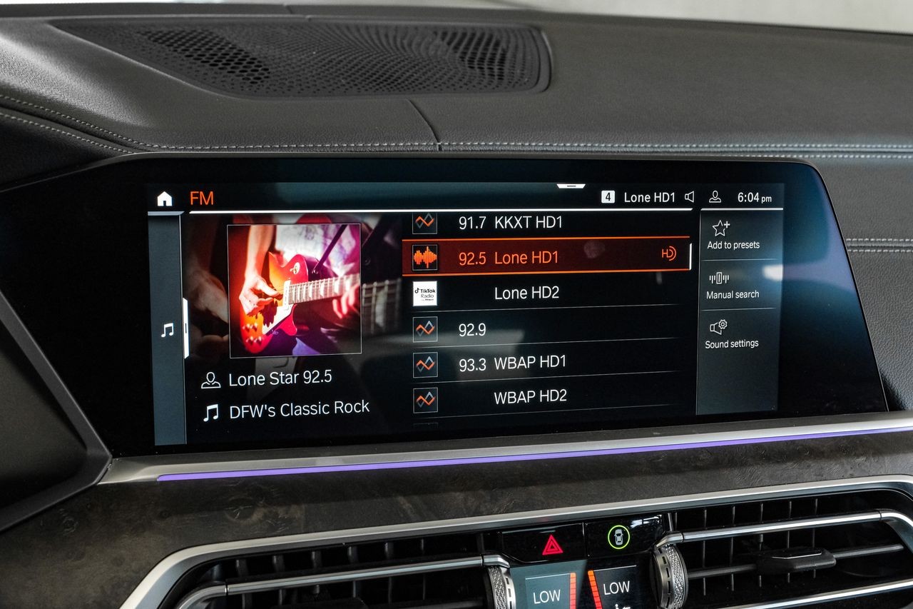 BMW X5 Vehicle Main Gallery Image 39