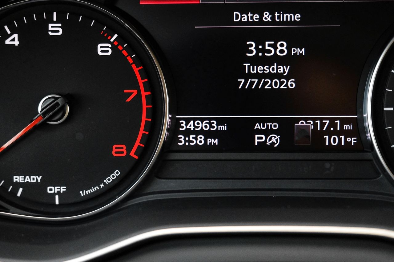 Audi Q5 Vehicle Main Gallery Image 20