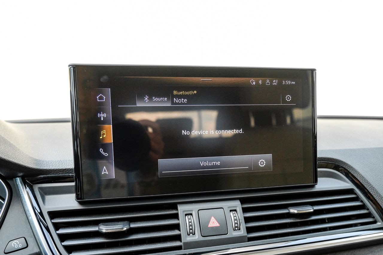 Audi Q5 Vehicle Main Gallery Image 29