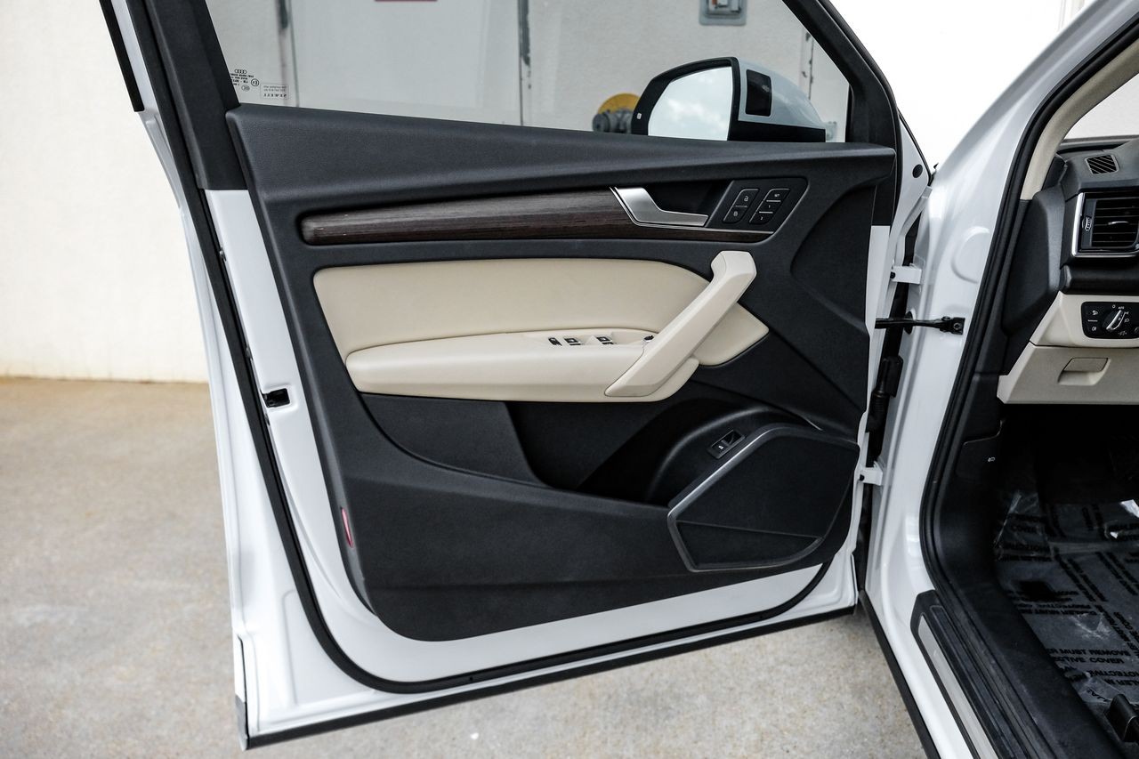 Audi Q5 Vehicle Main Gallery Image 41
