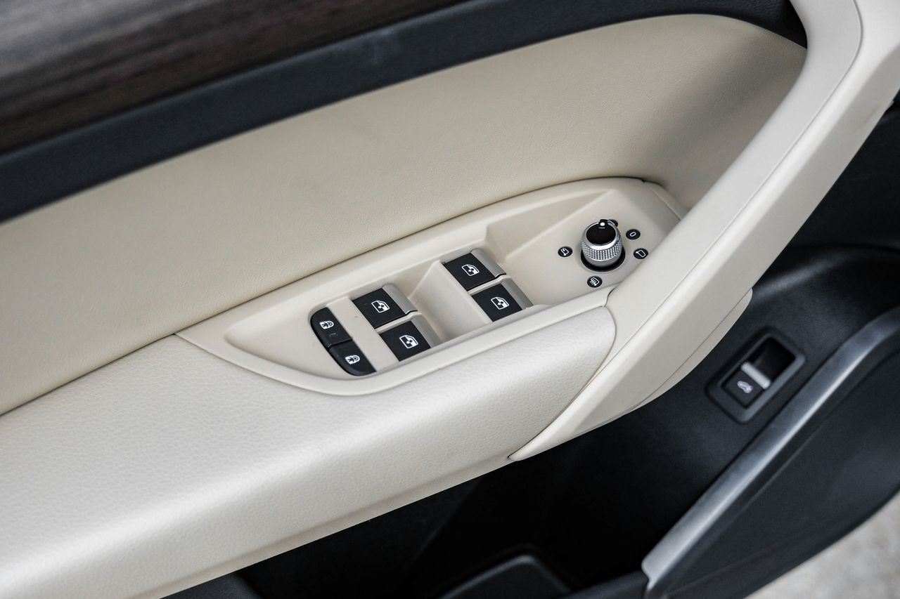 Audi Q5 Vehicle Main Gallery Image 42