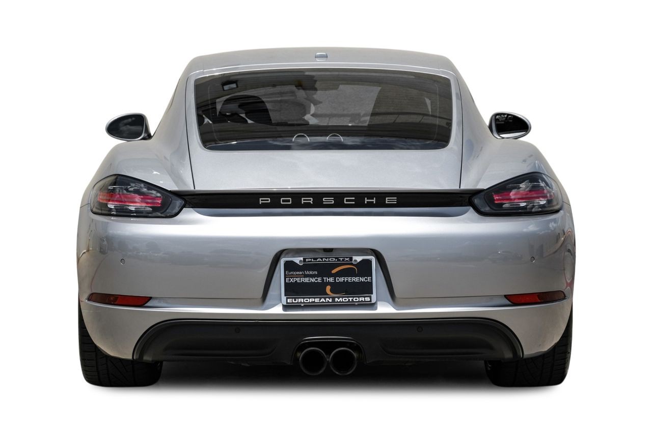 Porsche 718 Cayman Vehicle Main Gallery Image 08