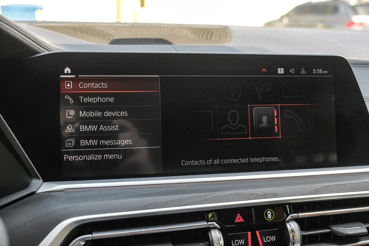 BMW X7 Vehicle Main Gallery Image 30