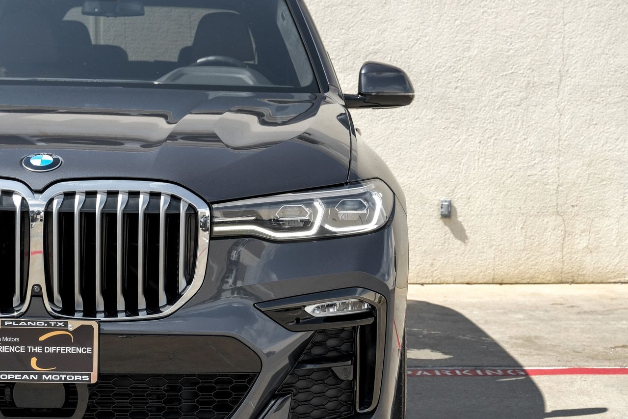 BMW X7 Vehicle Main Gallery Image 54