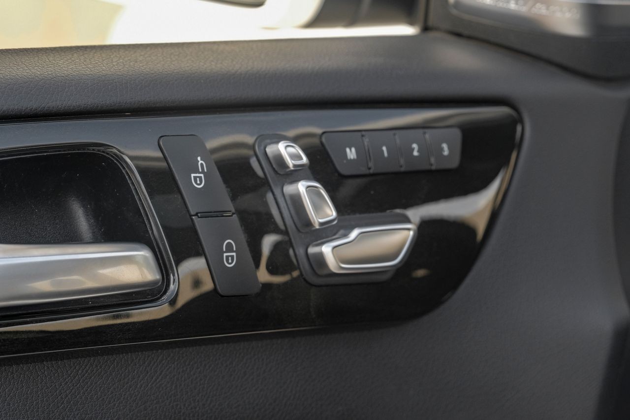 Mercedes-Benz GLE Vehicle Main Gallery Image 48