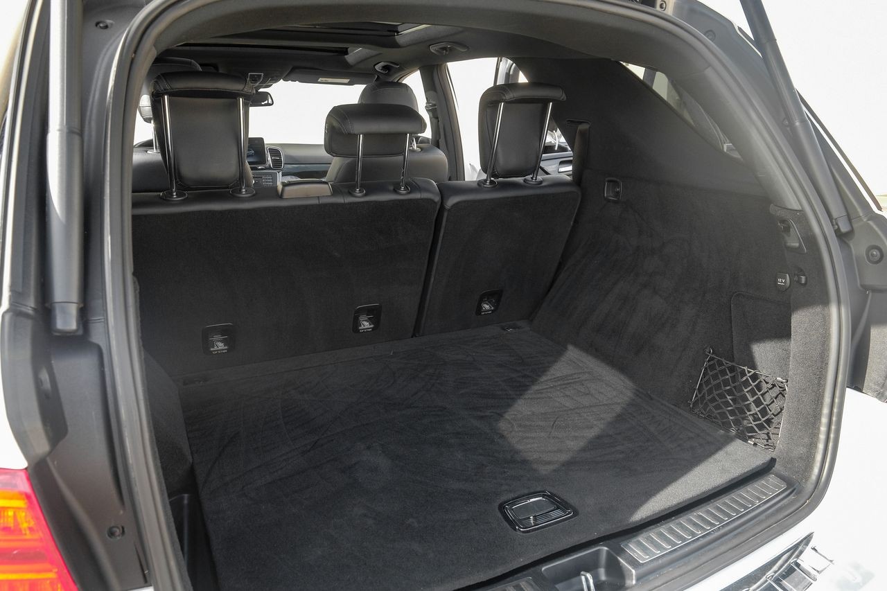 Mercedes-Benz GLE Vehicle Main Gallery Image 60