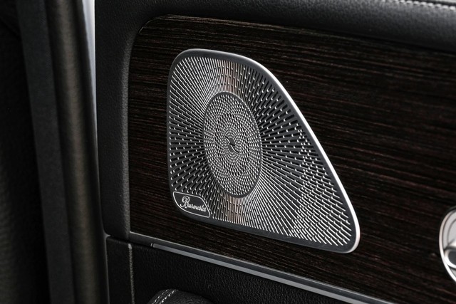 Mercedes-Benz GLE 580 Vehicle Full-screen Gallery Image 60