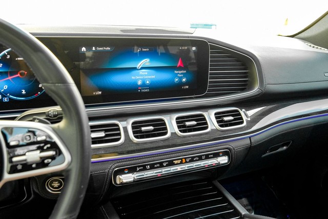 Mercedes-Benz GLE 350 Vehicle Full-screen Gallery Image 25