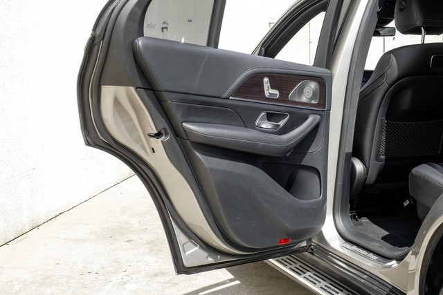 Mercedes-Benz GLE 350 Vehicle Full-screen Gallery Image 49