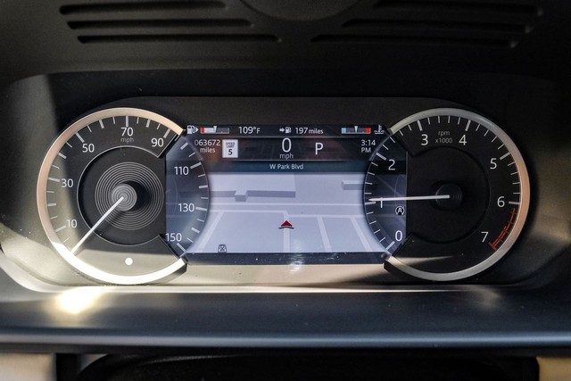 Land Rover Discovery Vehicle Full-screen Gallery Image 19