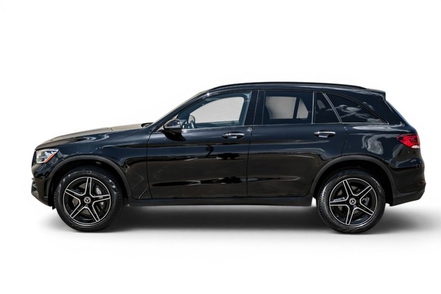 Mercedes-Benz GLC Vehicle Full-screen Gallery Image 11