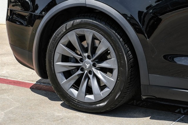 Tesla Model X Vehicle Full-screen Gallery Image 51
