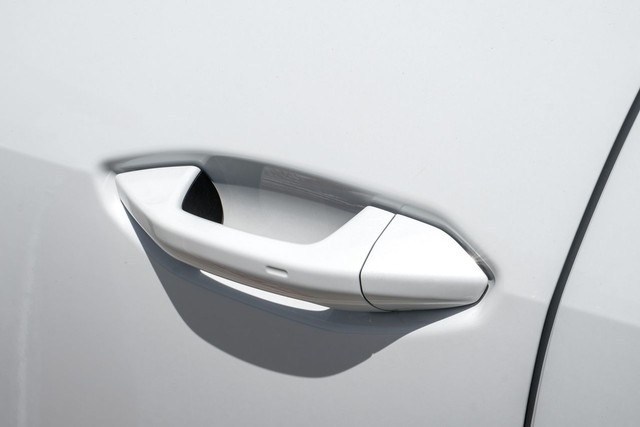 Audi Q4 e-tron Vehicle Full-screen Gallery Image 37