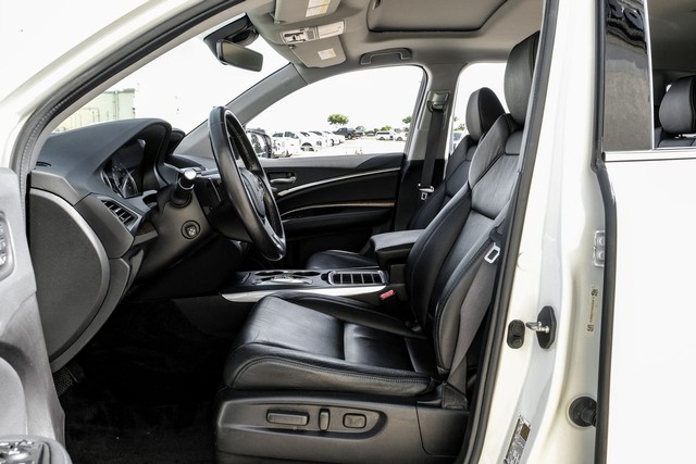 Acura MDX Vehicle Full-screen Gallery Image 03