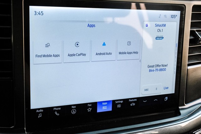 Ford F-150 Vehicle Full-screen Gallery Image 26