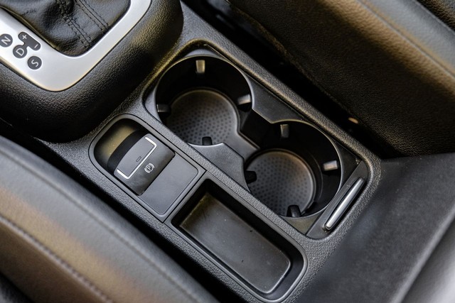 Volkswagen Tiguan Vehicle Full-screen Gallery Image 25