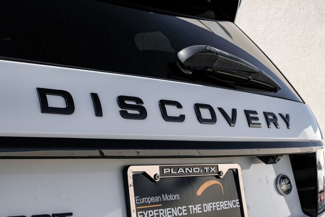 Land Rover Discovery Sport Vehicle Full-screen Gallery Image 53