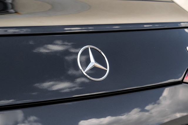 Mercedes-Benz AMG GT Vehicle Full-screen Gallery Image 61