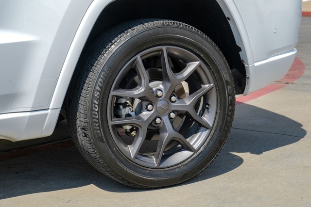 Jeep Grand Cherokee Vehicle Full-screen Gallery Image 66