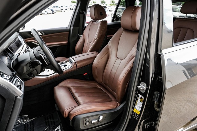 BMW X5 Vehicle Full-screen Gallery Image 37