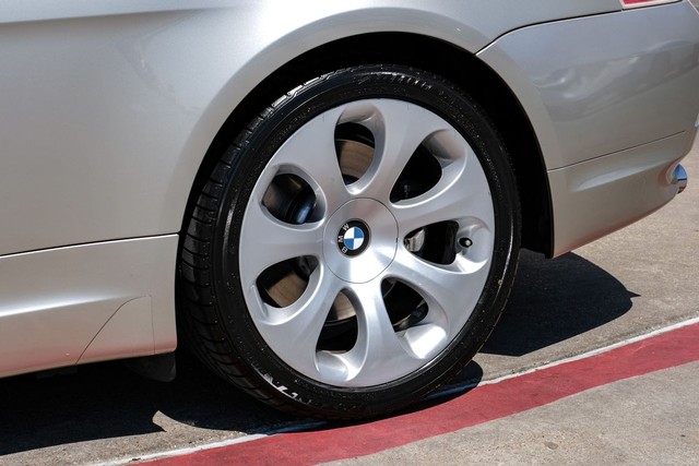BMW 645Ci Vehicle Full-screen Gallery Image 48
