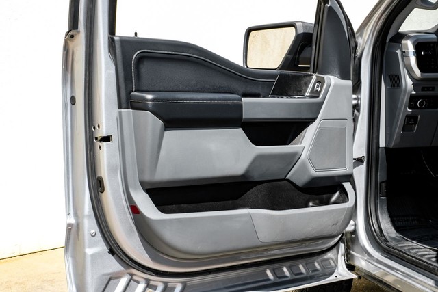 Ford F-150 Vehicle Full-screen Gallery Image 33