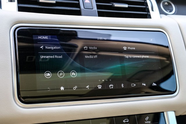 Land Rover Range Rover Sport Vehicle Full-screen Gallery Image 25