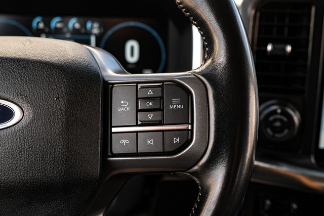 Ford F-150 Vehicle Full-screen Gallery Image 15